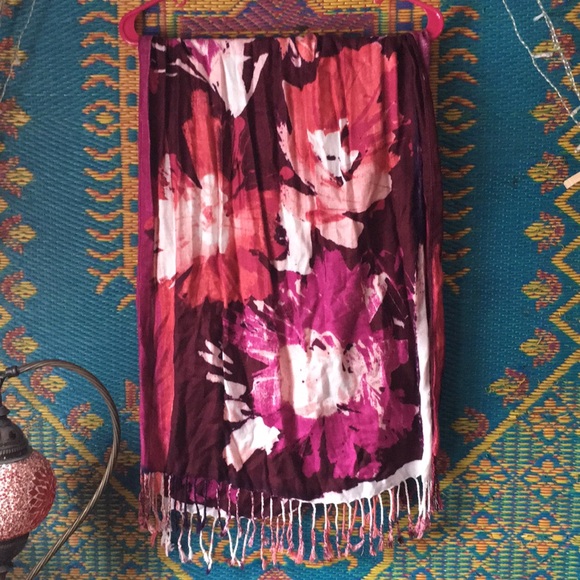 Spring scarf - Picture 1 of 1